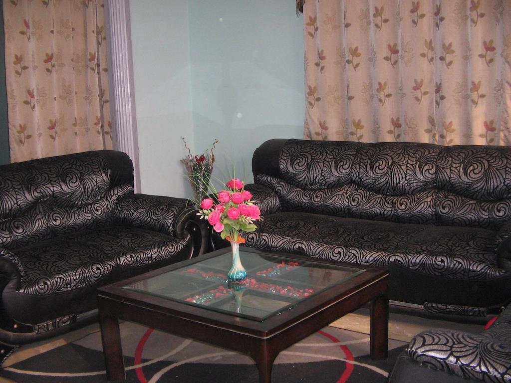 نويدا الكبرى Balaji Guest House - Home Stay المظهر الخارجي الصورة