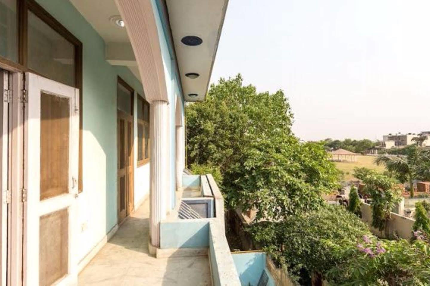 نويدا الكبرى Balaji Guest House - Home Stay المظهر الخارجي الصورة